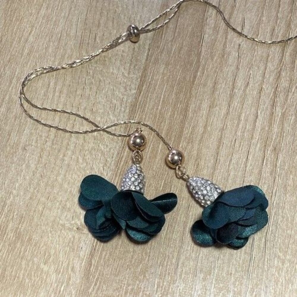 INC Gold-Tone Fabric Flower 37" Lariat Necklace Green  MSRP$29.50